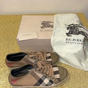 Burberry sneakers